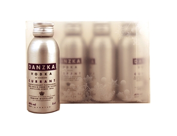 DANZKA BL.CURRANT VODKA PLAST.B.40% (4 X 5 CL)